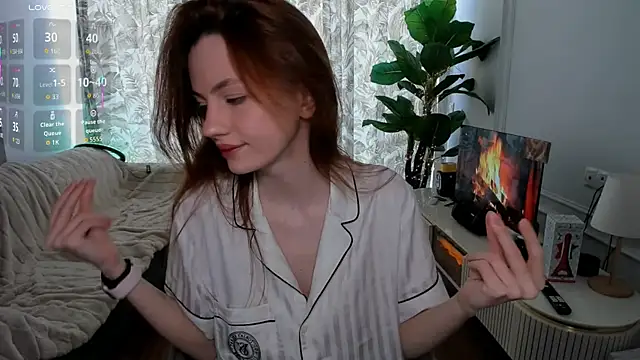 Alyssa Smitt online show from June 7, 2026, 8:40 am