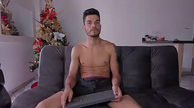 Snapshot of MorganFrei chatting on December 20, 2024, 7:39 pm MorganFrei online show from December 20, 2024, 7:39 pm