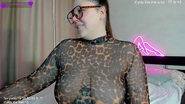 Ruth Oliver online show from March 10, 2025, 8:15 am