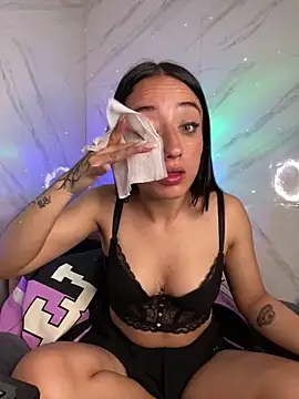 Ady 18 online show from February 8, 2025, 1:11 pm