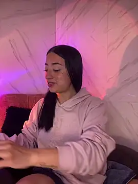 Ady 18 online show from February 15, 2025, 6:44 pm