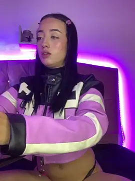 Ady 18 online show from February 25, 2025, 6:31 pm