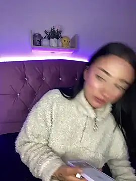 Ady 18 online show from March 16, 2025, 1:07 am