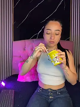 Ady 18 online show from September 24, 2025, 6:11 pm