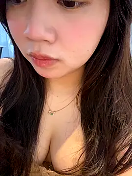 Hotellinh12 online show from October 19, 2025, 7:31 am