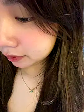 Hotellinh12 online show from October 29, 2025, 4:53 pm