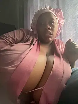 Chubbykarisma27 online show from February 13, 2026, 2:57 pm