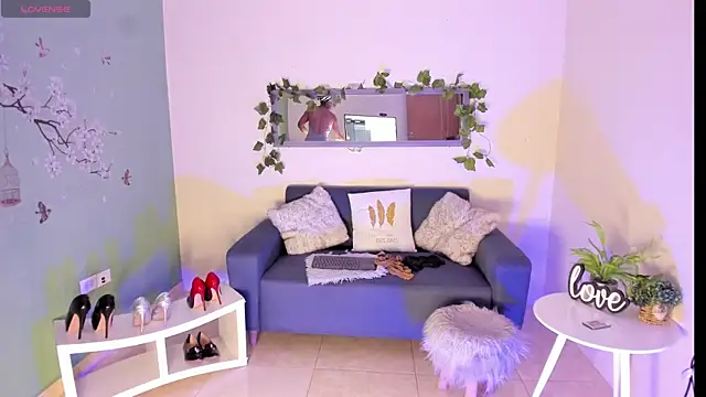 thais dreams online show from February 7, 2025, 12:17 pm