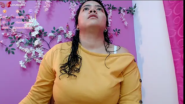 Watagatapitusberry1 online show from March 7, 2025, 1:20 am