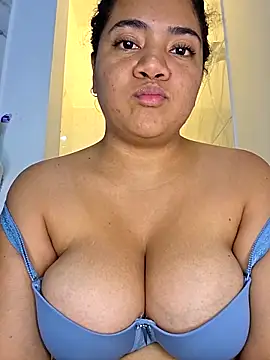 Watagatapitusberry1 online show from November 27, 2025, 2:02 am