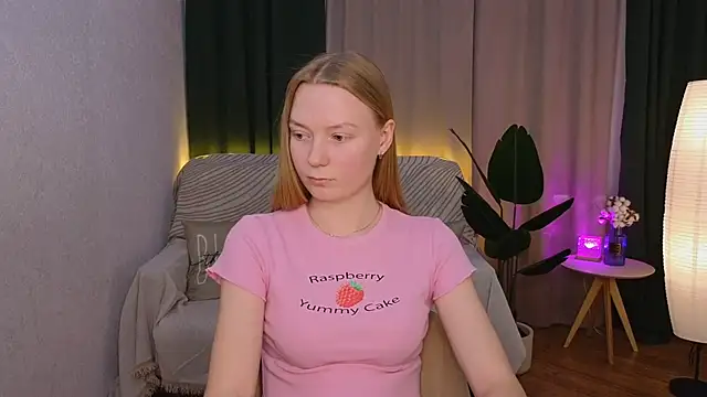 CarolynCohen   online show from February 6, 2025, 5:14 am