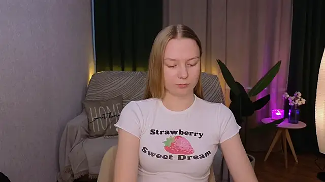 CarolynCohen   online show from February 14, 2025, 8:52 am