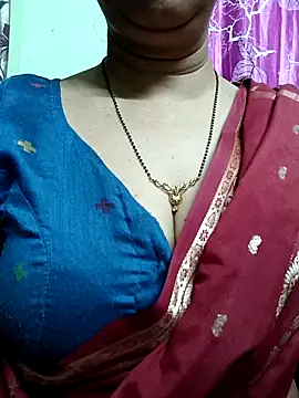 Rosy-B online show from March 14, 2026, 10:48 pm