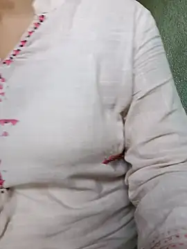 Rosy-B online show from April 26, 2026, 10:02 am