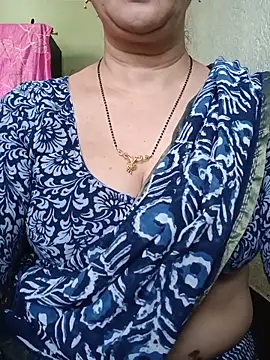 Rosy-B online show from May 19, 2026, 9:48 am