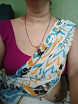 Rosy-B online show from May 27, 2026, 12:07 am