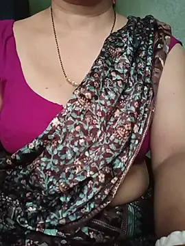 Rosy-B online show from June 8, 2026, 11:49 pm