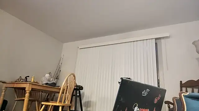 Clearlytothepoint420 online show from November 5, 2025, 9:53 am