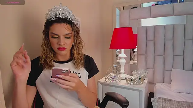 mariiahneedles online show from February 18, 2025, 9:31 pm