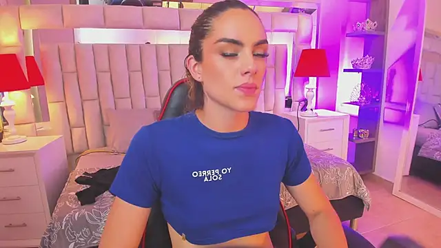 mariiahneedles online show from March 11, 2025, 7:15 am