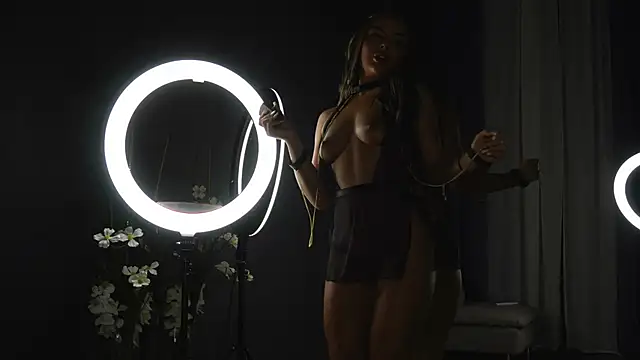 Cherrysweett online show from February 10, 2025, 6:31 am