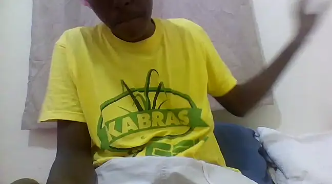 Snapshot of Ebony_maffin chatting on February 13, 2025, 7:31 pm Ebony maffin online show from February 13, 2025, 7:31 pm