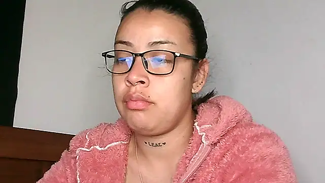 salome  hills1 online show from March 20, 2026, 3:17 pm