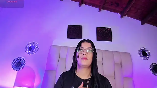 Bianca zaens2 online show from January 3, 2025, 11:57 am