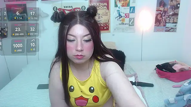 Snapshot of ari_rossee chatting on February 25, 2025, 8:03 am ari rossee online show from February 25, 2025, 8:03 am