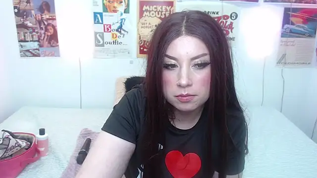 Snapshot of ari_rossee chatting on February 28, 2025, 4:43 am ari rossee online show from February 28, 2025, 4:43 am