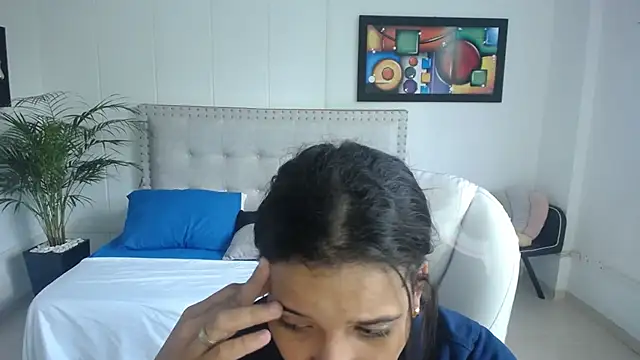 Chiqui milk  online show from January 31, 2025, 7:08 pm