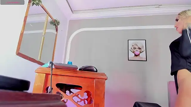 Jimena Grey online show from October 25, 2025, 1:07 pm