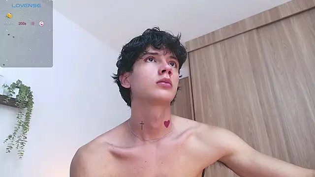Snapshot of badboy_one_ chatting on September 19, 2025, 9:15 pm badboy one  online show from September 19, 2025, 9:15 pm