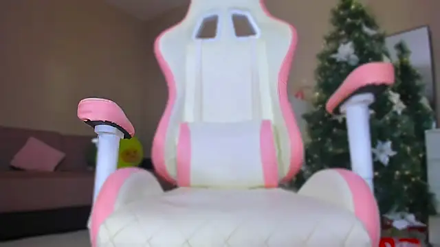 AnnaLunar online show from January 10, 2025, 4:44 am