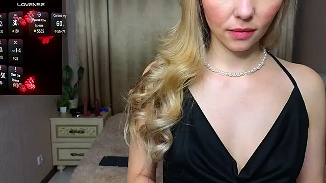 Molliblum online show from January 28, 2025, 2:10 pm