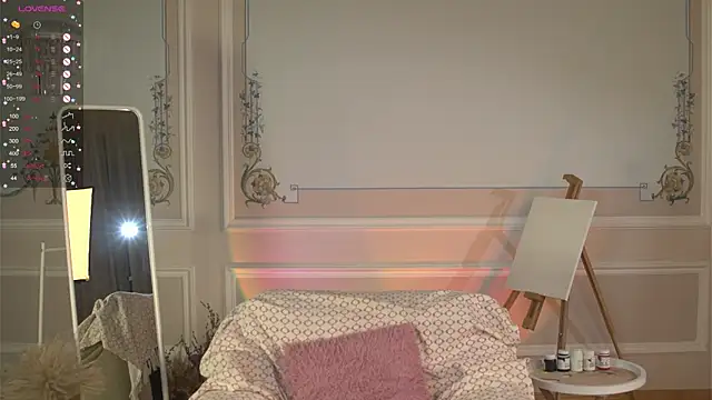 happywhores online show from January 6, 2025, 9:43 pm