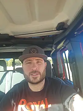 JeepinAround online show from December 17, 2025, 4:13 pm