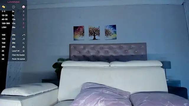 Lissalittlee online show from April 16, 2026, 9:39 pm