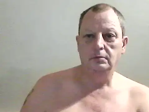 chubbybear2cum online show from December 26, 2024, 12:05 pm