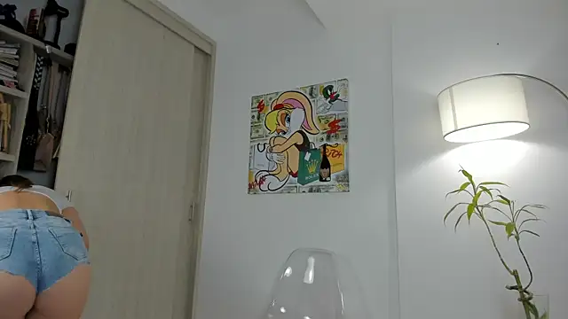  Miss Kimm online show from February 27, 2025, 11:10 am