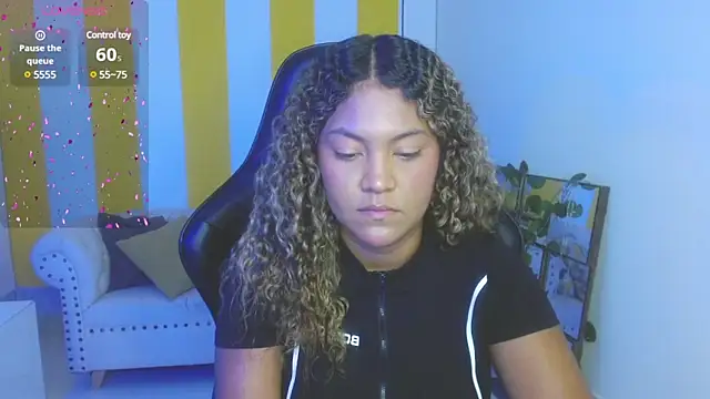 Cristal War online show from February 18, 2025, 11:19 pm