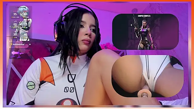 SweetieCloe  online show from January 13, 2026, 9:42 pm