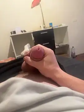 sollzii online show from December 22, 2025, 3:31 pm