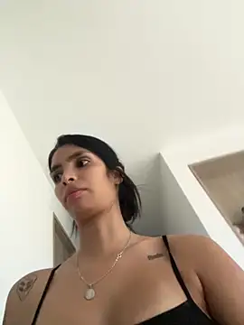 DeuxGold online show from October 26, 2025, 10:36 pm