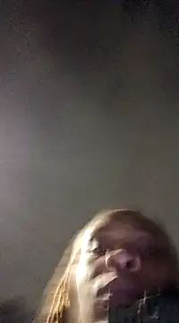 Snapshot of AllLeggs chatting on December 24, 2024, 1:27 am AllLeggs online show from December 24, 2024, 1:27 am