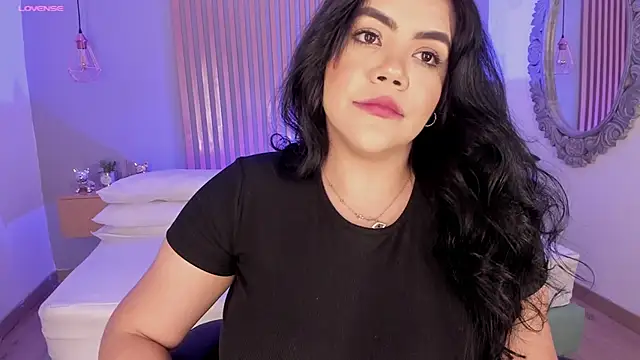 Snapshot of Harmonybabe_ chatting on March 7, 2025, 8:22 pm Harmonybabe online show from March 7, 2025, 8:22 pm