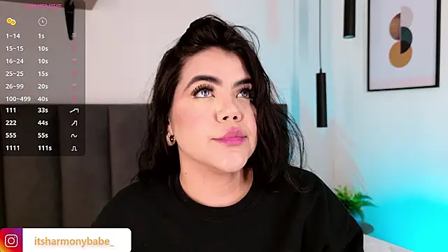 Snapshot of Harmonybabe_ chatting on January 15, 2026, 8:12 pm Harmonybabe online show from January 15, 2026, 8:12 pm