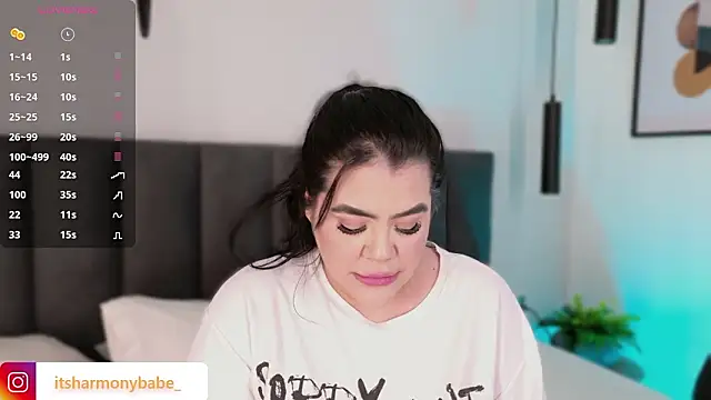 Snapshot of Harmonybabe_ chatting on February 14, 2026, 9:11 pm Harmonybabe online show from February 14, 2026, 9:11 pm