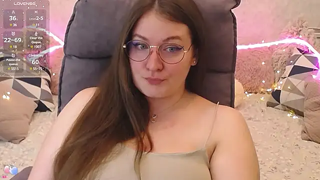 Snapshot of Nataly_cute chatting on January 16, 2025, 5:00 am Nataly cute online show from January 16, 2025, 5:00 am
