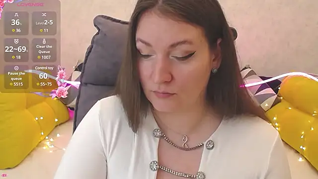 Snapshot of Nataly_cute chatting on February 28, 2025, 7:56 pm Nataly cute online show from February 28, 2025, 7:56 pm